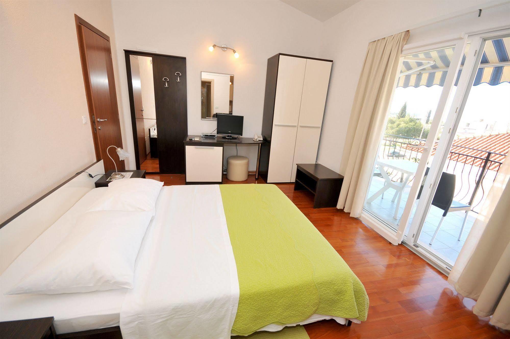 Apartments & Rooms Villa Maslina Trogir Zewnętrze zdjęcie