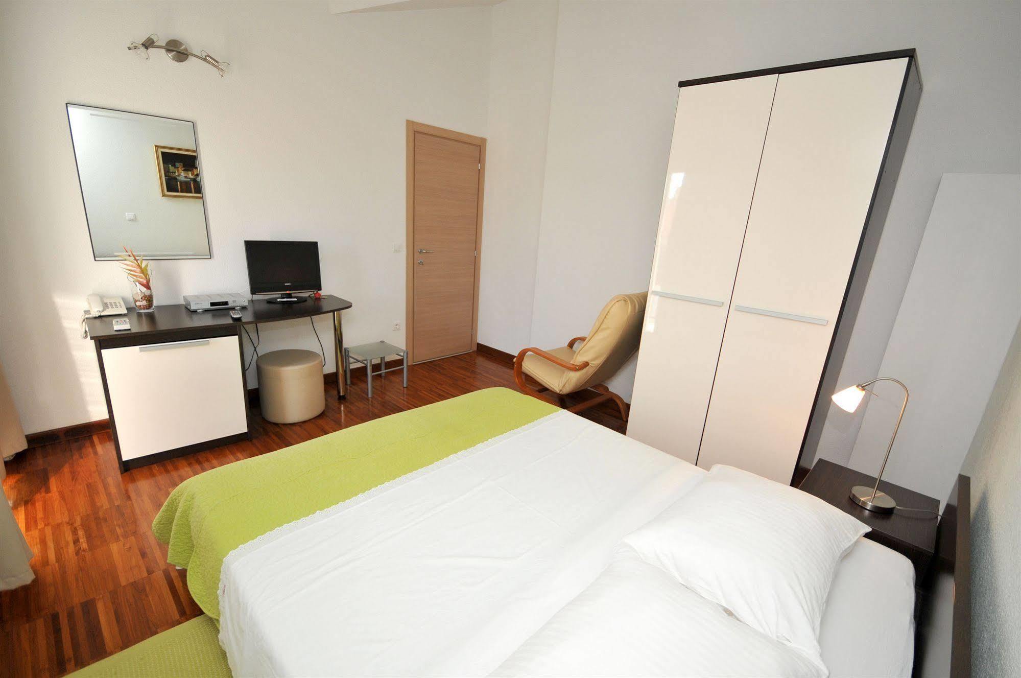 Apartments & Rooms Villa Maslina Trogir Zewnętrze zdjęcie