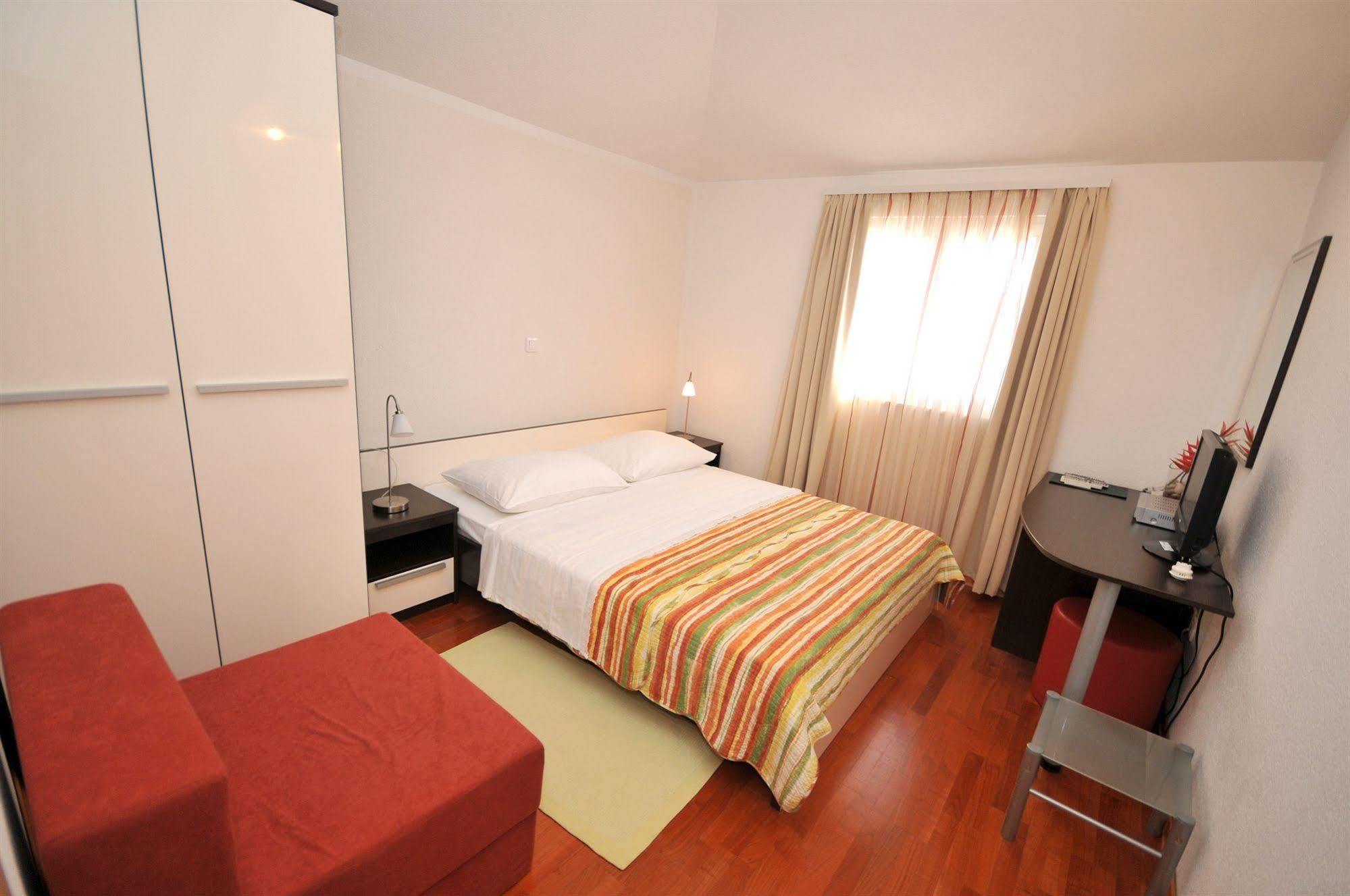 Apartments & Rooms Villa Maslina Trogir Zewnętrze zdjęcie